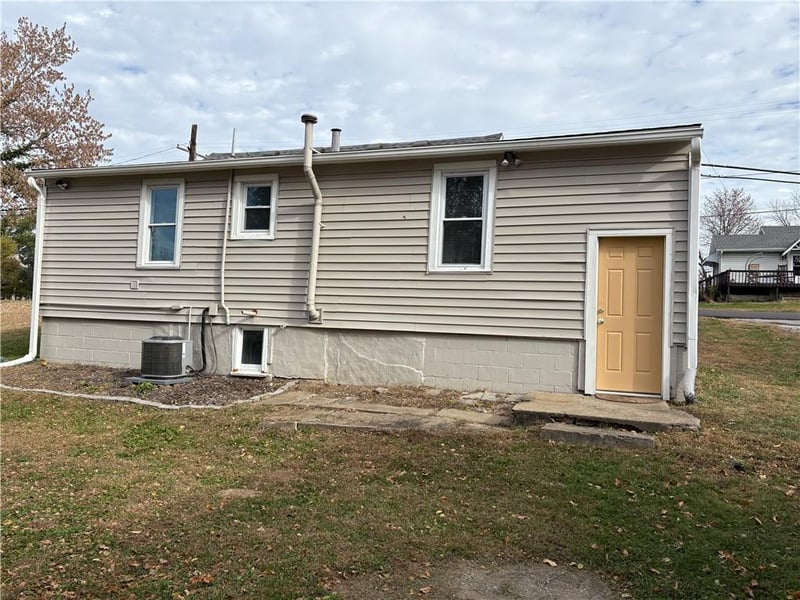 5218 Wheeling Ave, Kansas City, MO 64119