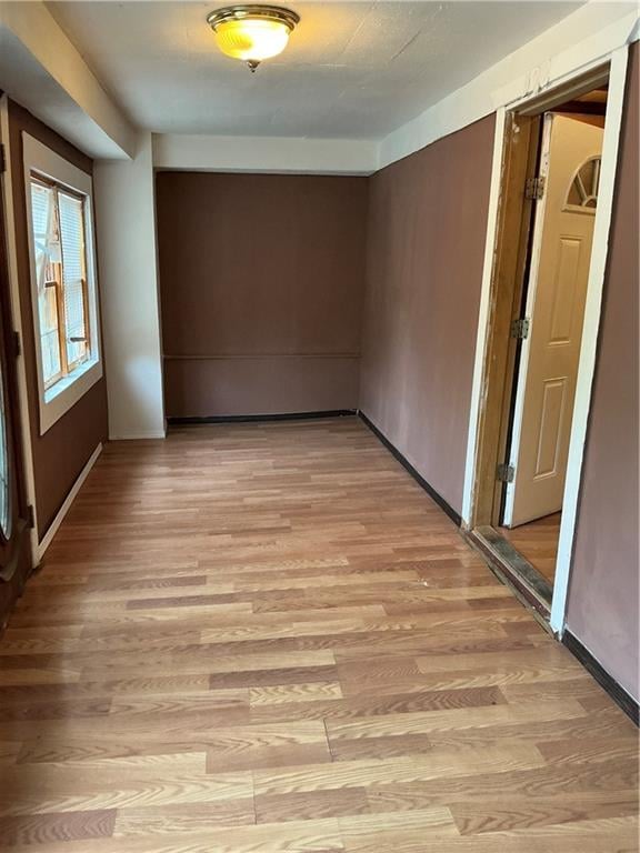 522 Kensington Ave, Kansas City, MO 64124