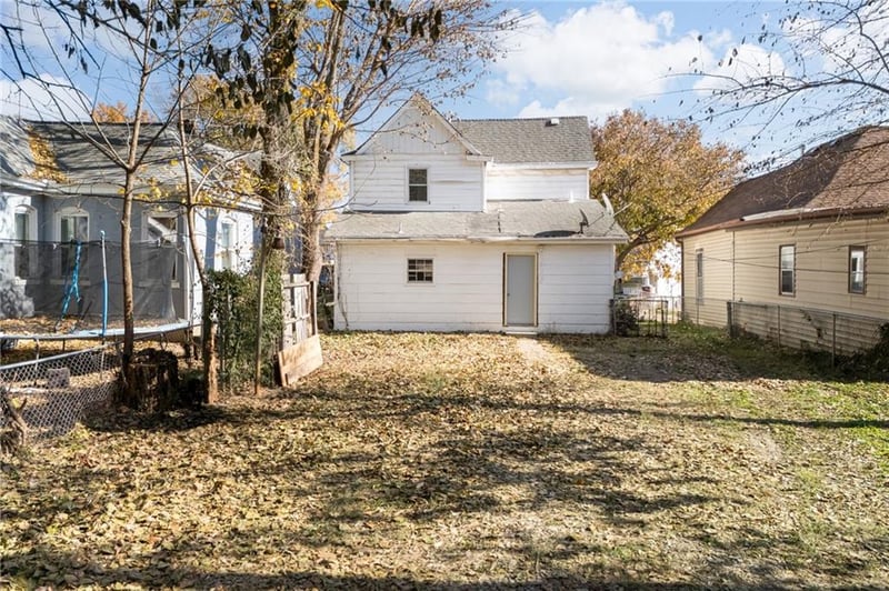 1706 3rd St, St Joseph, MO 64505