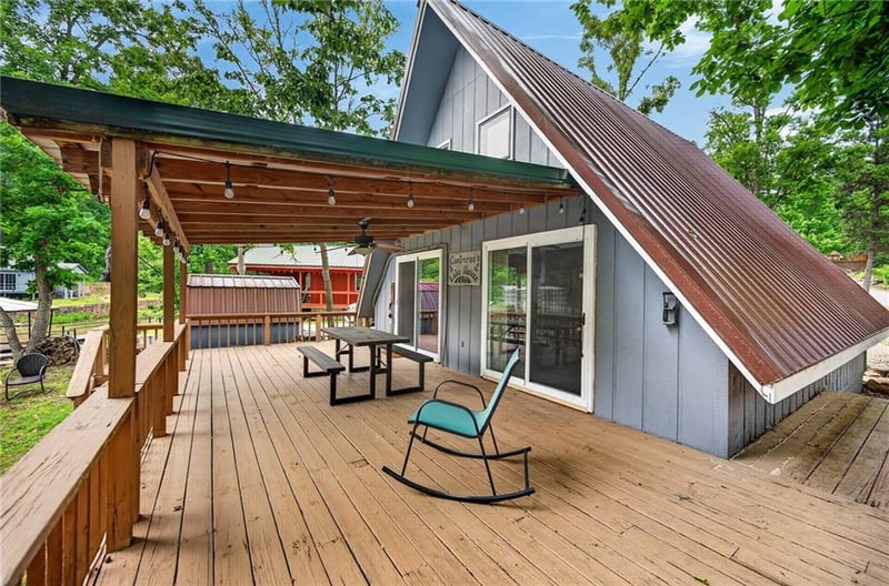 33272 Swim Beach Rd, Stover, MO 65078