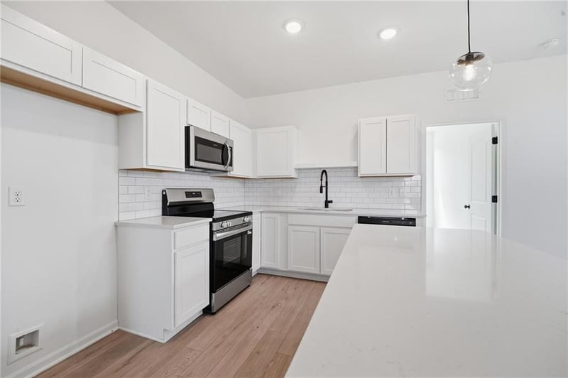 3024 96th Ter, Kansas City, MO 64154