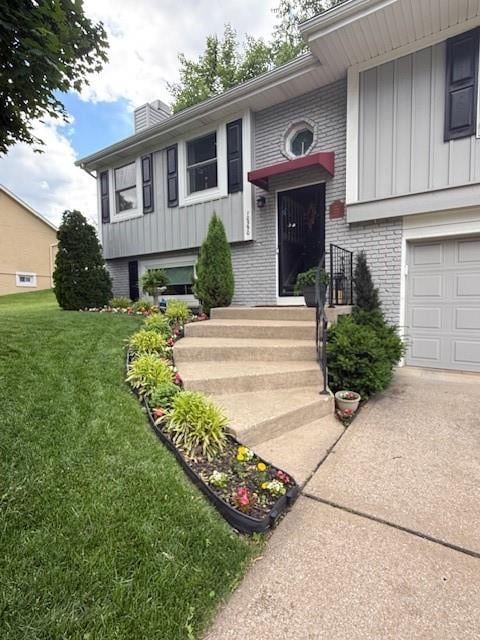 10590 Bradshaw St, Overland Park, KS 66215