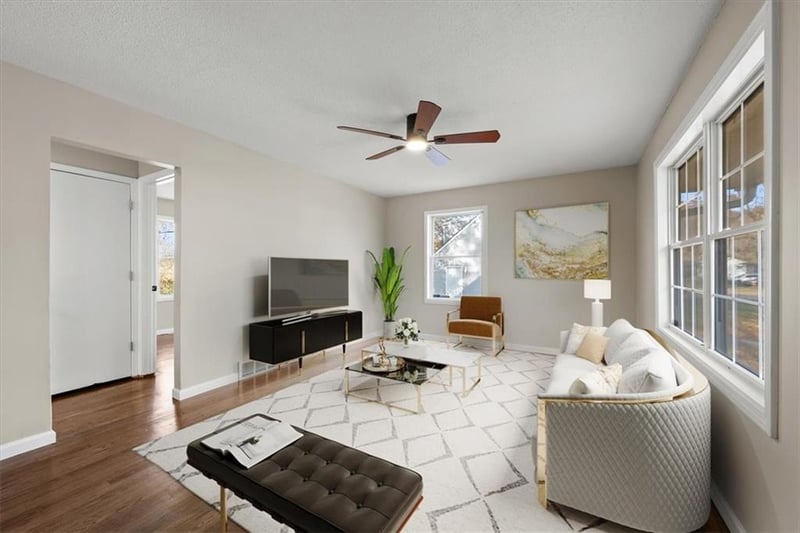 7504 49th St, Kansas City, MO 64129