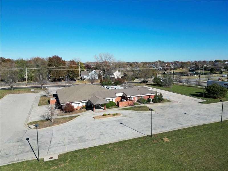 18320 Center St, Gardner, KS 66030