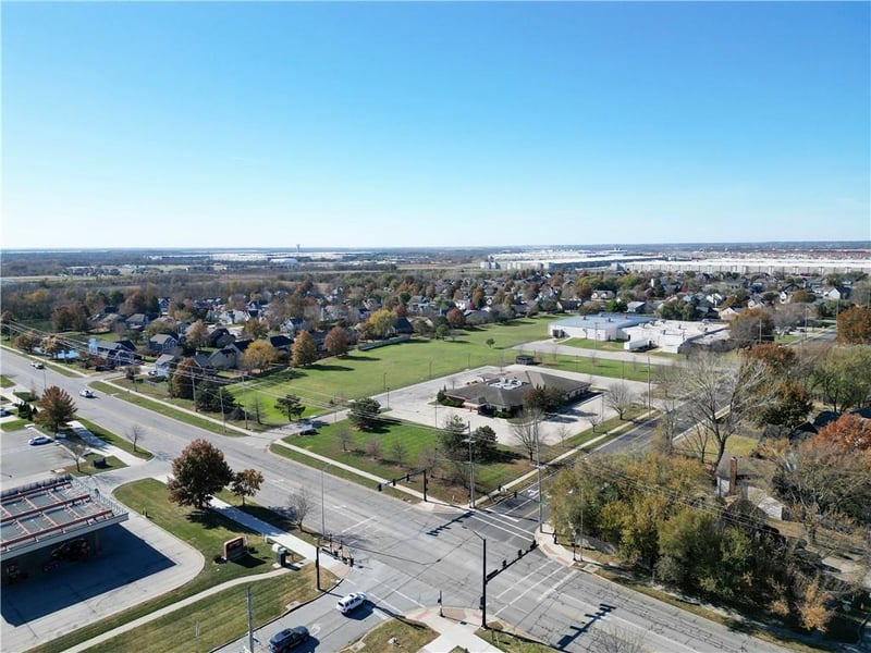 18320 Center St, Gardner, KS 66030