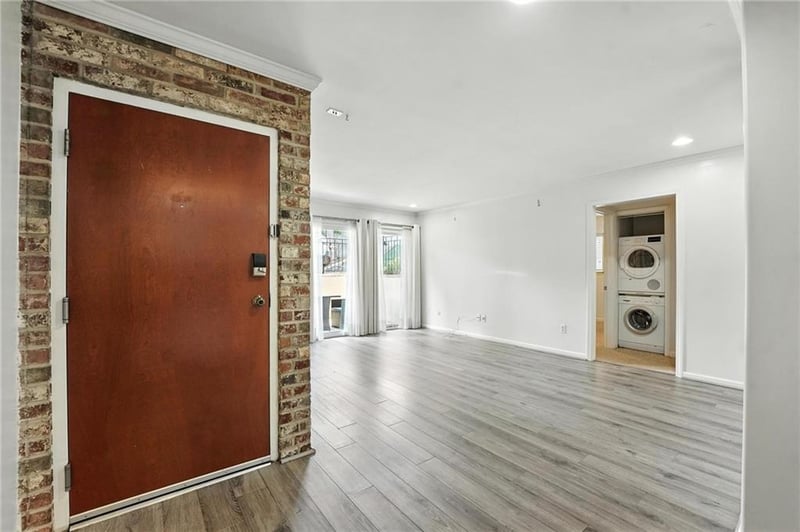 5010 Baltimore Ave #106, Kansas City, MO 64112