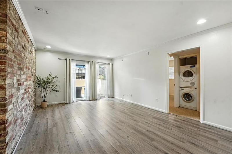 5010 Baltimore Ave #106, Kansas City, MO 64112