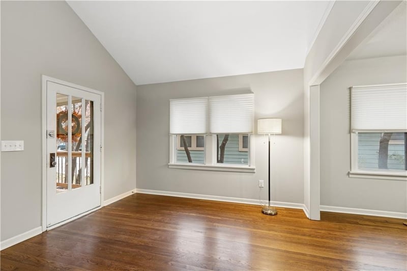 507 61 St, Kansas City, MO 64110