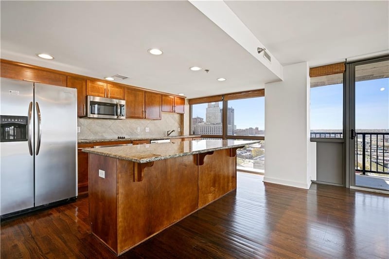 600 E Admiral Blvd #1608, Kansas City, MO 64106