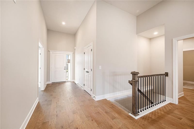 10101 Oakland Ave, Kansas City, MO 64157