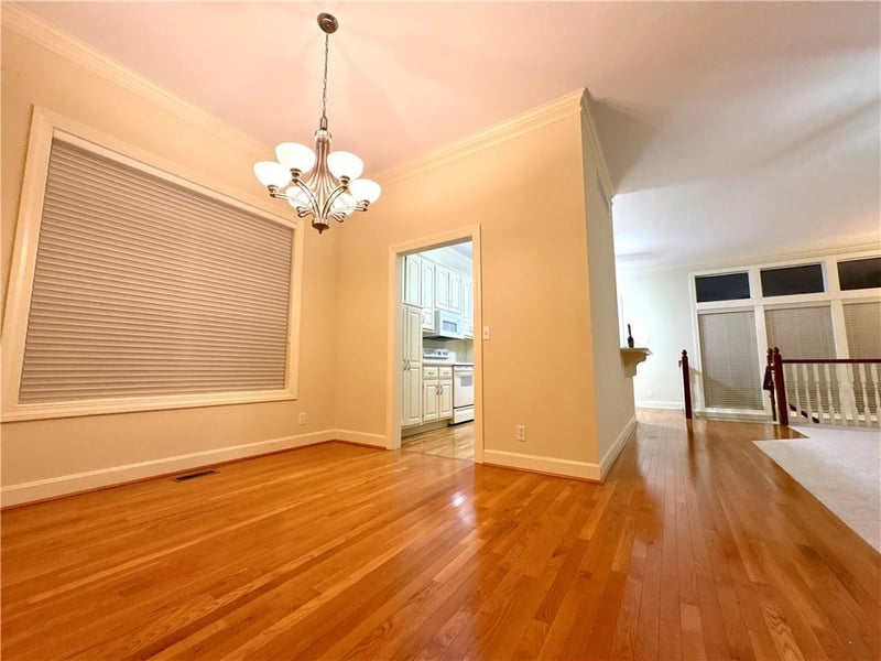 2409 Lilly Dr, Lee's Summit, MO 64081
