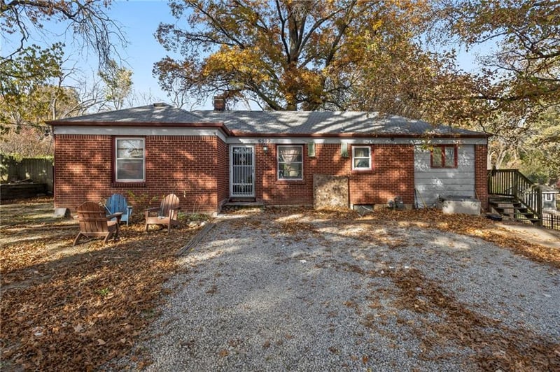 6502 Leavenworth Rd, Kansas City, KS 66104