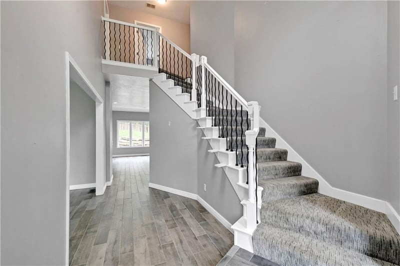 6700 Charleston Dr, Kansas City, MO 64119