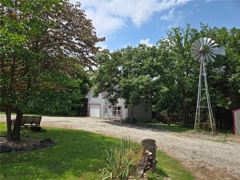 30695 Uu Hw, Warsaw, MO 65355