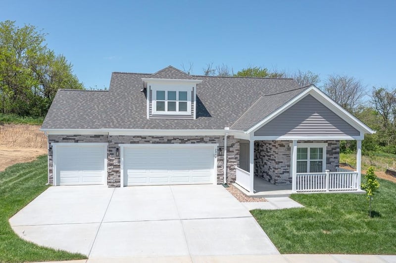 2926 N 114th Ct, Kansas City, KS 66109