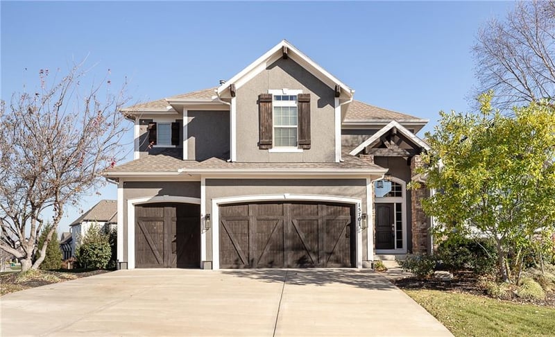 15701 Canterbury St, Overland Park, KS 66224