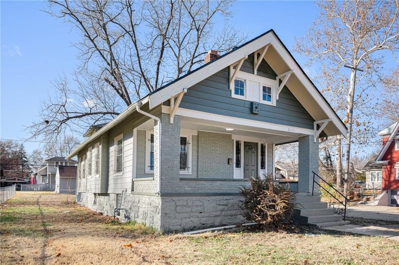 5700 Woodland Ave, Kansas City, MO 64110