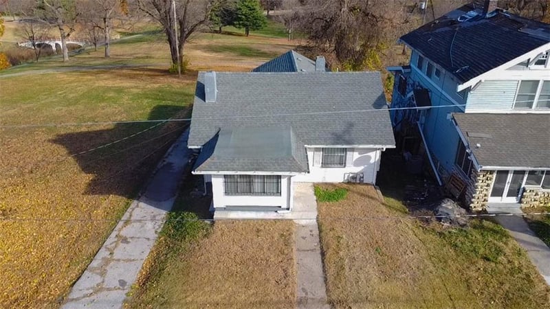 2727 10th St, Kansas City, KS 66104