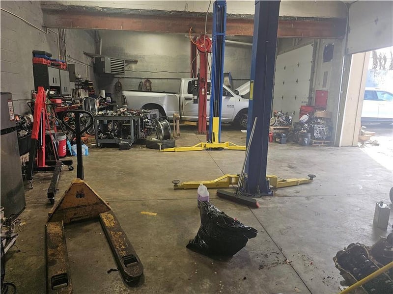 1201 Van Brunt Blvd, Kansas City, MO 64127