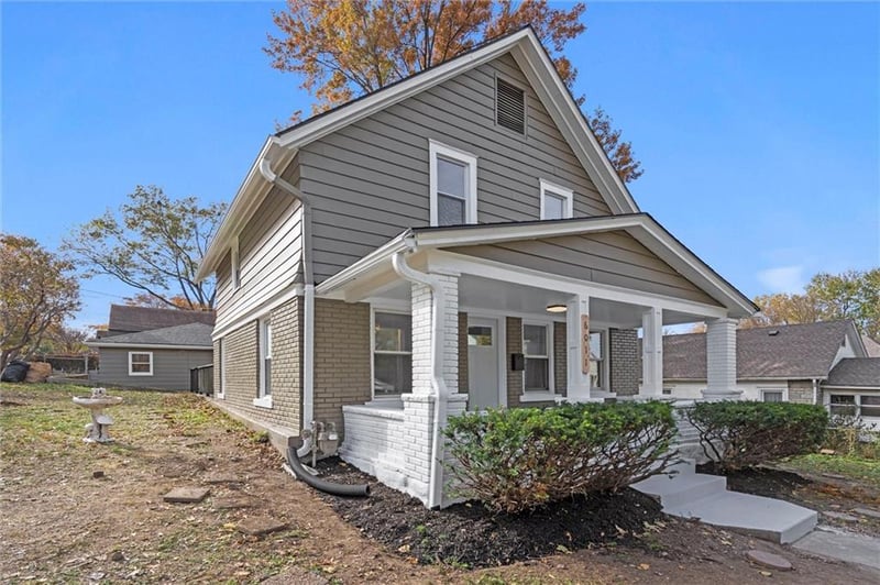 6011 E 8th St, Kansas City, MO 64125
