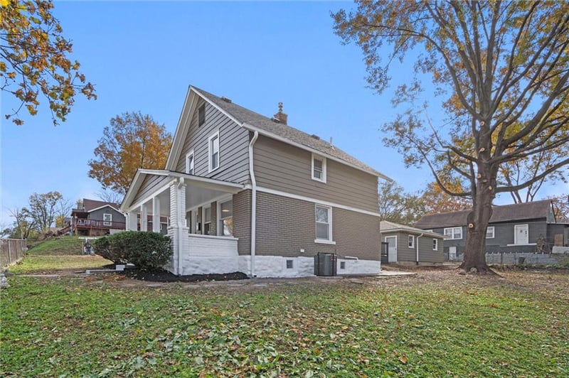 6011 E 8th St, Kansas City, MO 64125