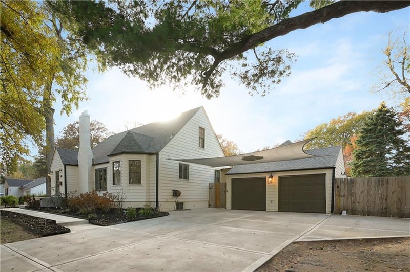 5604 Lamar Ave, Mission, KS 66202