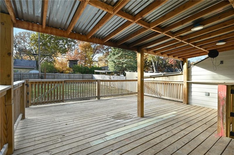 5604 Lamar Ave, Mission, KS 66202