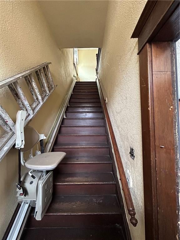 4100 Prospect Ave, Kansas City, MO 64130