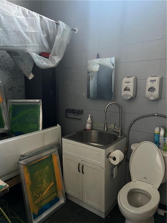 3410 Gibbs Rd, Kansas City, KS 66106