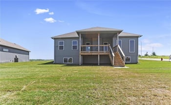 11436 N Auburndale Cir, Kansas City, MO 64157