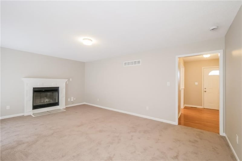 408 Washington St, Raymore, MO 64083
