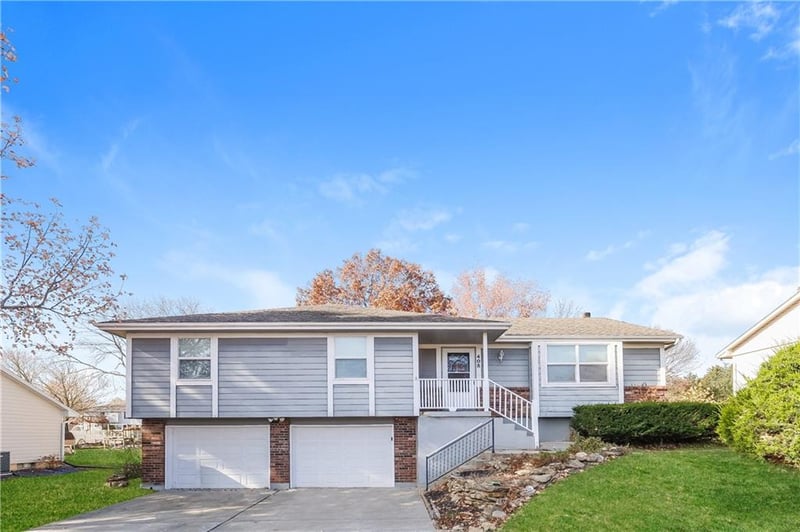 408 Washington St, Raymore, MO 64083