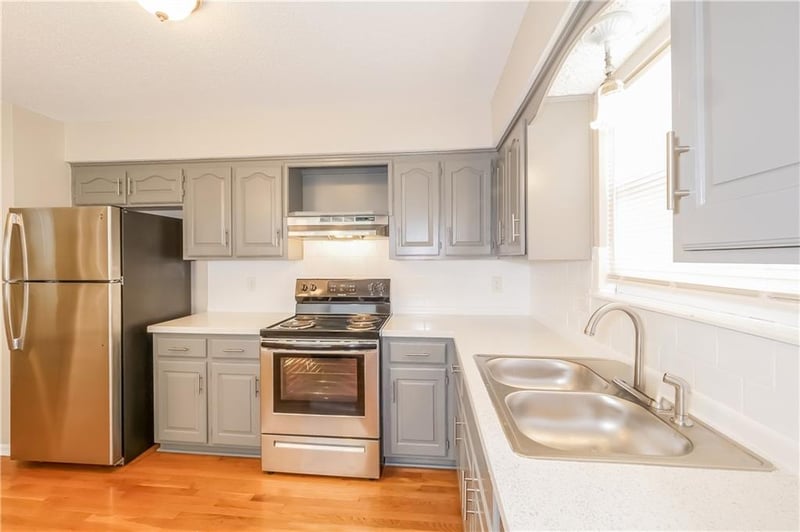 408 Washington St, Raymore, MO 64083