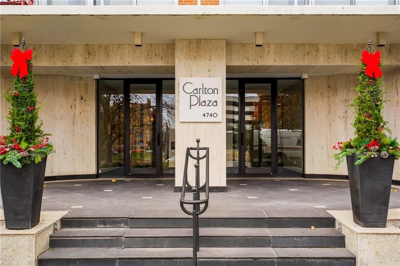 4740 Roanoke Pw #201, Kansas City, MO 64112