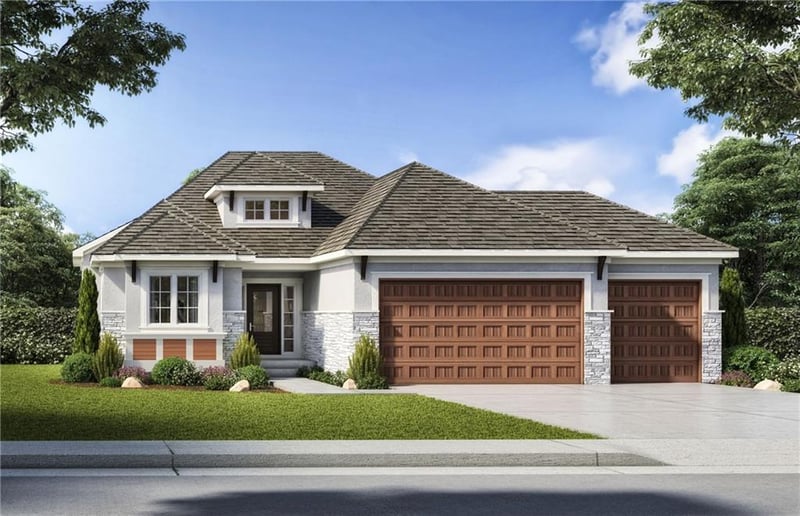 821 Bridgeshire Dr, Raymore, MO 64083