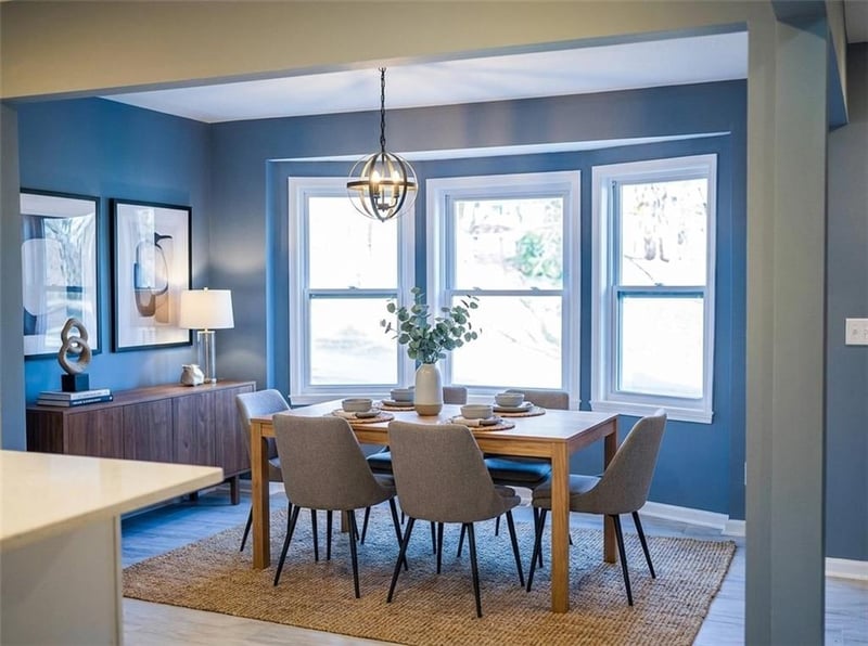 7412 Strathbury Ave, Kansas City, MO 64151