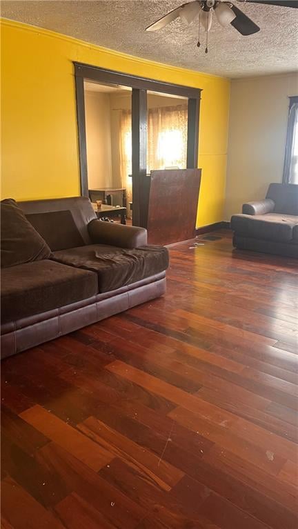 1517 Chelsea Ave, Kansas City, MO 64127