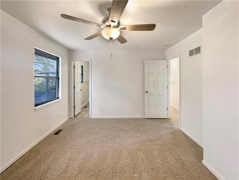 5348 Cambridge Ave, Kansas City, MO 64119