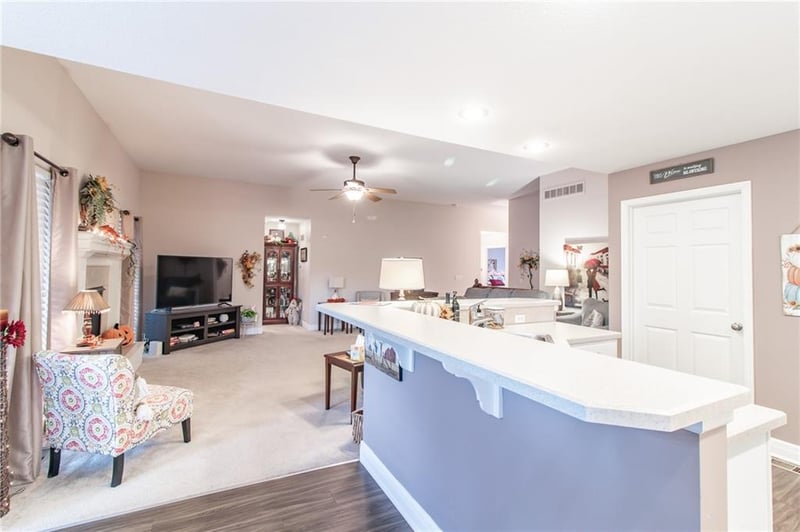 15805 27th St, Independence, MO 64055