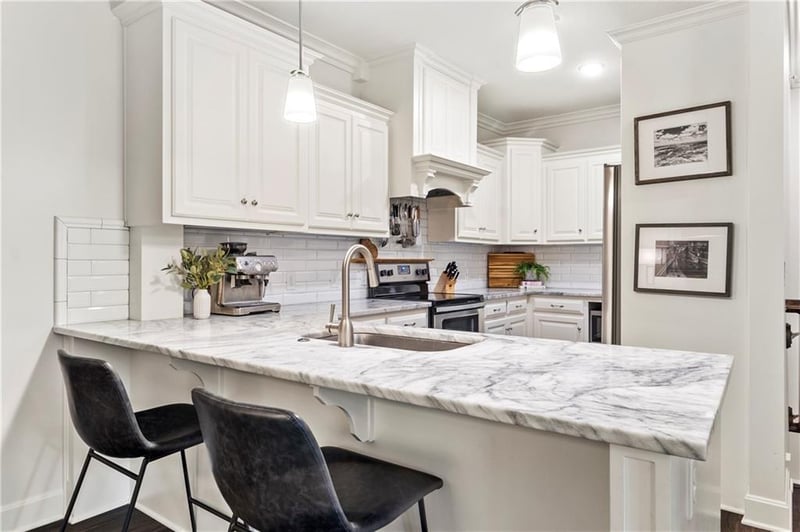 16009 Fontana St #240, Overland Park, KS 66085