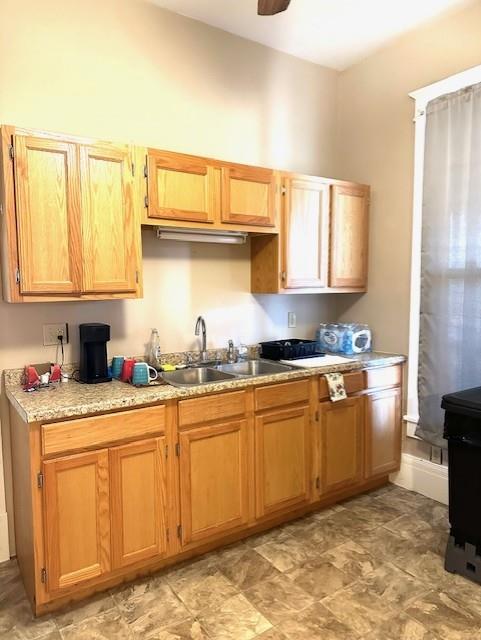 939 Lynn St, Nevada, MO 64772