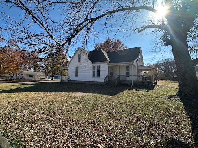 939 Lynn St, Nevada, MO 64772