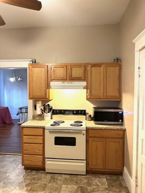 939 Lynn St, Nevada, MO 64772