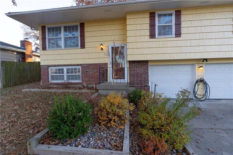 131 E 132nd Ter, Kansas City, MO 64145
