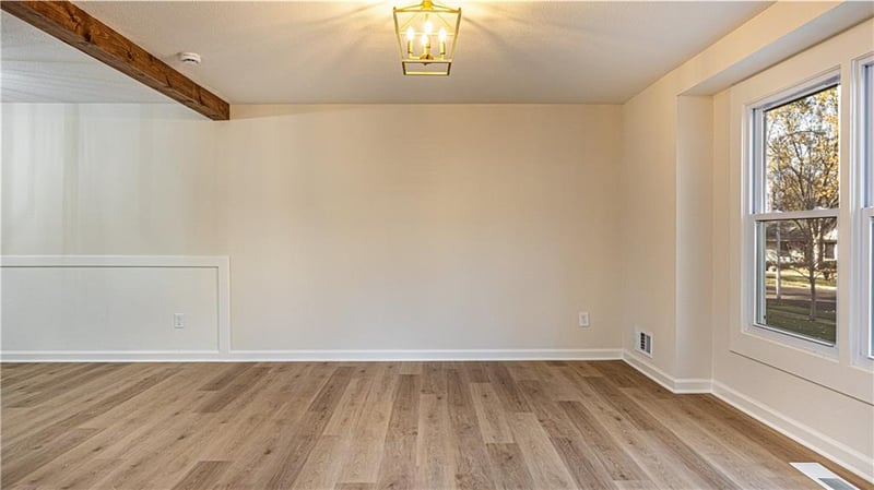 9841 Melrose St, Overland Park, KS 66214