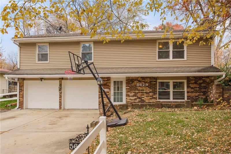 5629 Manchester Ave, Kansas City, MO 64119