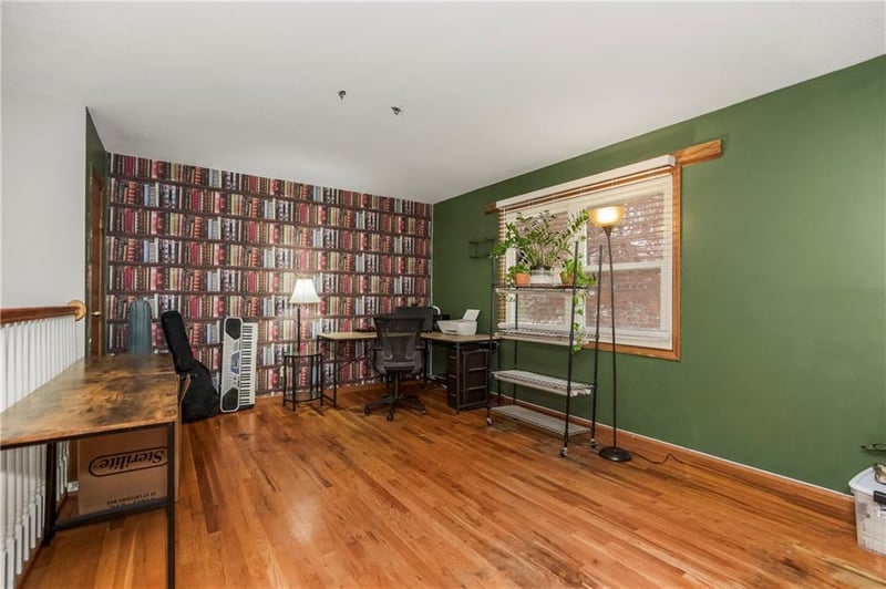 5629 Manchester Ave, Kansas City, MO 64119