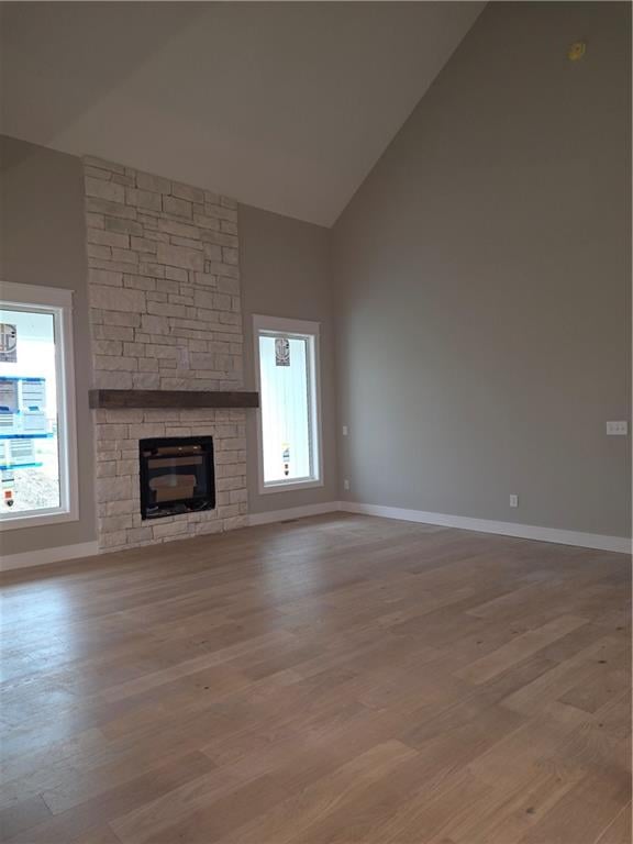 4490 Aspen Dr, Basehor, KS 66007