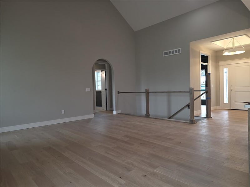4490 Aspen Dr, Basehor, KS 66007