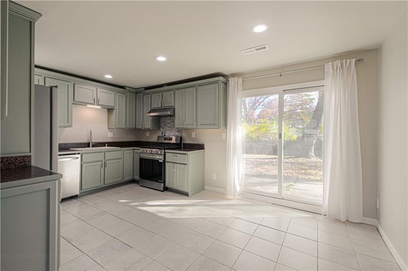 7401 109th Ter, Kansas City, MO 64134